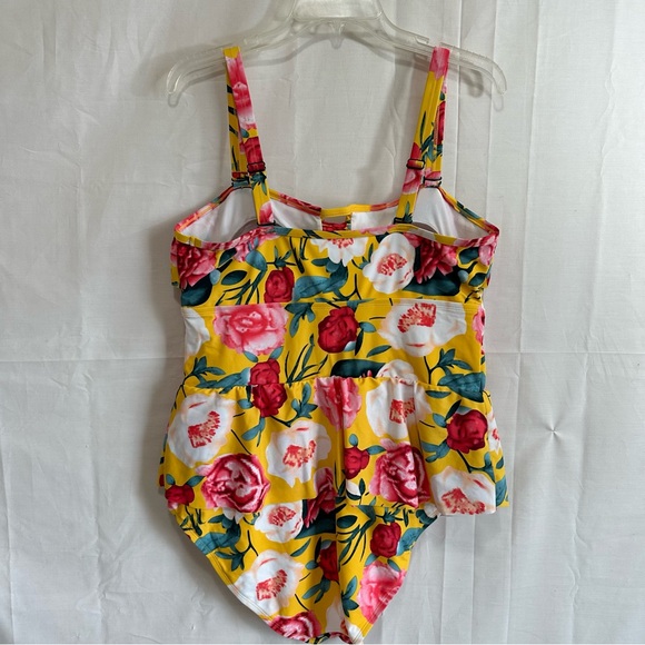 Women’s Floral One Piece Swimsuit in Yellow & Pink Size 2X - Picture 7 of 9